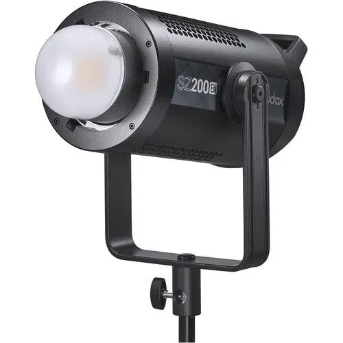 GODOX SZ200BI BI-COLOR ZOOMABLE LED VIDEO LIGHT